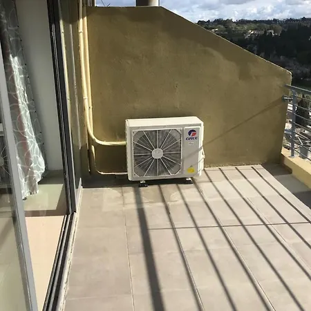 Let Me Host - Palace Towers *